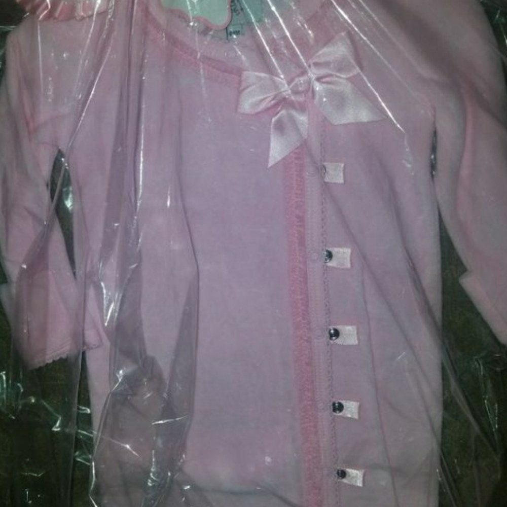 Mud Pie Gown and Bib